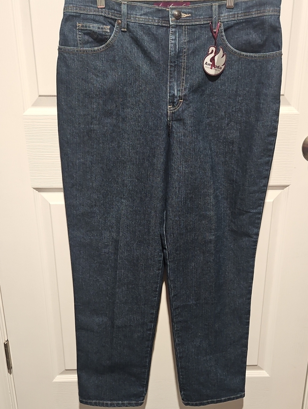 NWT Gloria Vanderbilt Amanda Classic Fit Stretch Jeans Size 18